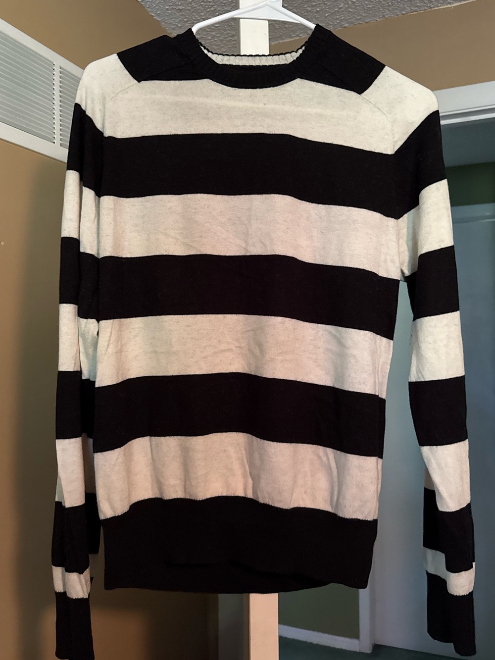 Club Monaco Black and White Striped Crewneck Sweater Cotton/Cashmere/Silk